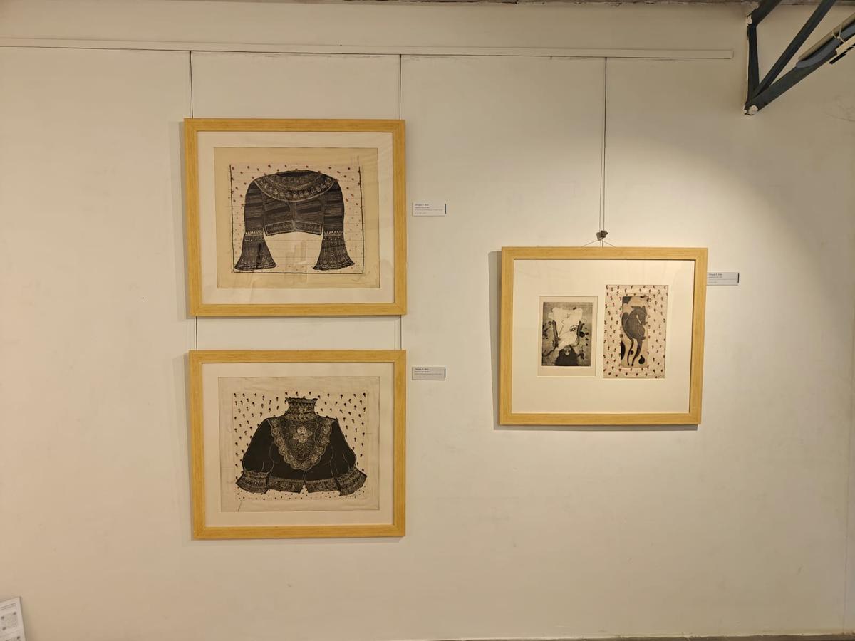  La serie di opere d'arte di Dimple B Shah intitolata Fragments of the Past