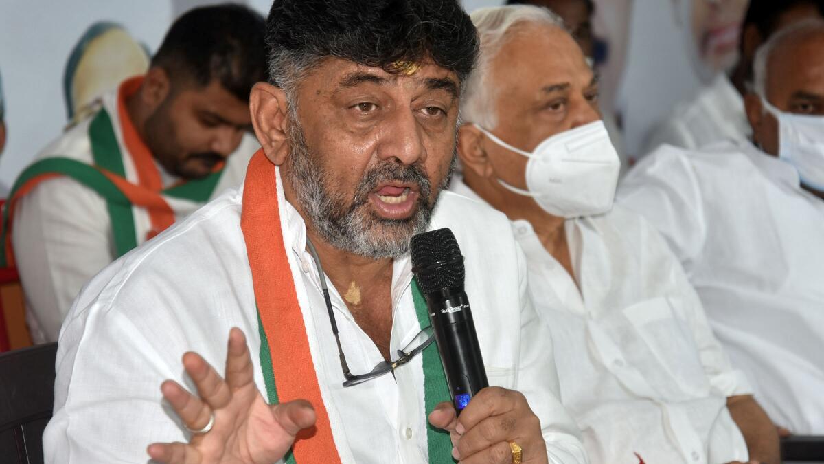 Ministers, officials providing documents on Bitcoin scam, claims D.K. Shivakumar