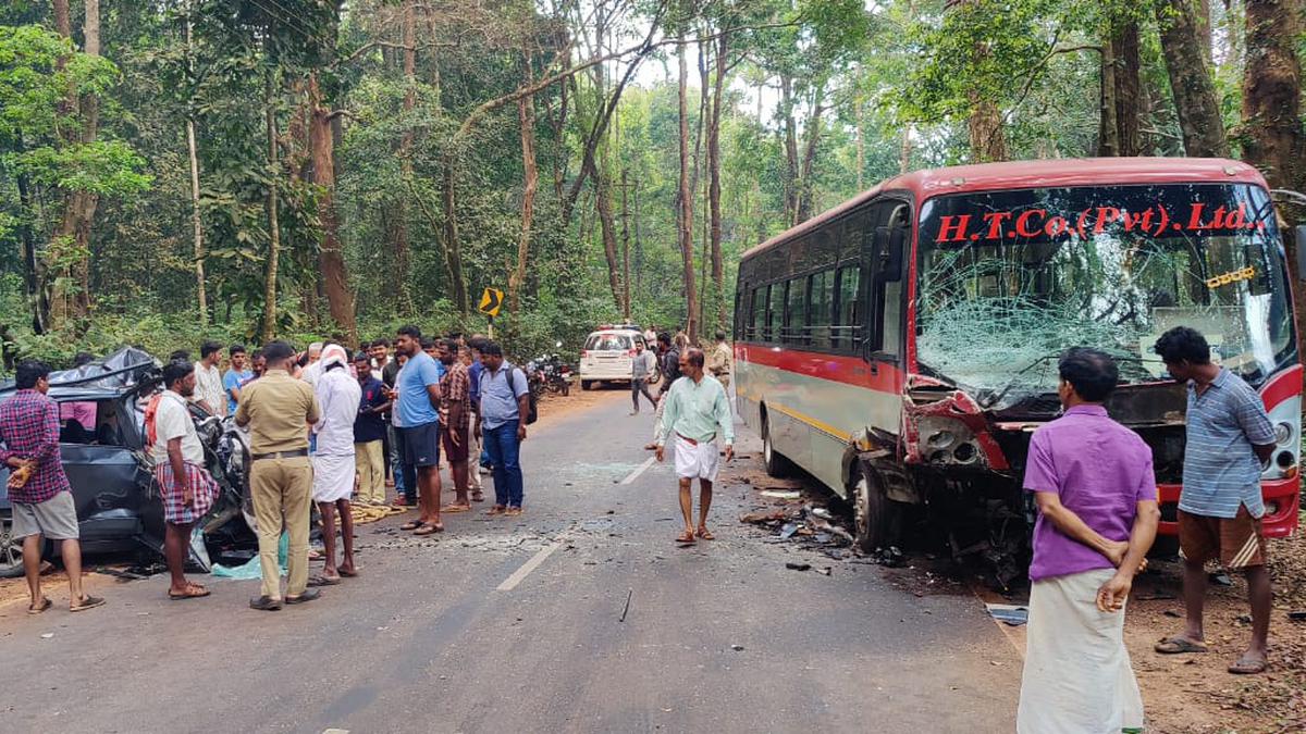 Three of a family killed as car collides with private bus near Venur in Dakshina Kannada