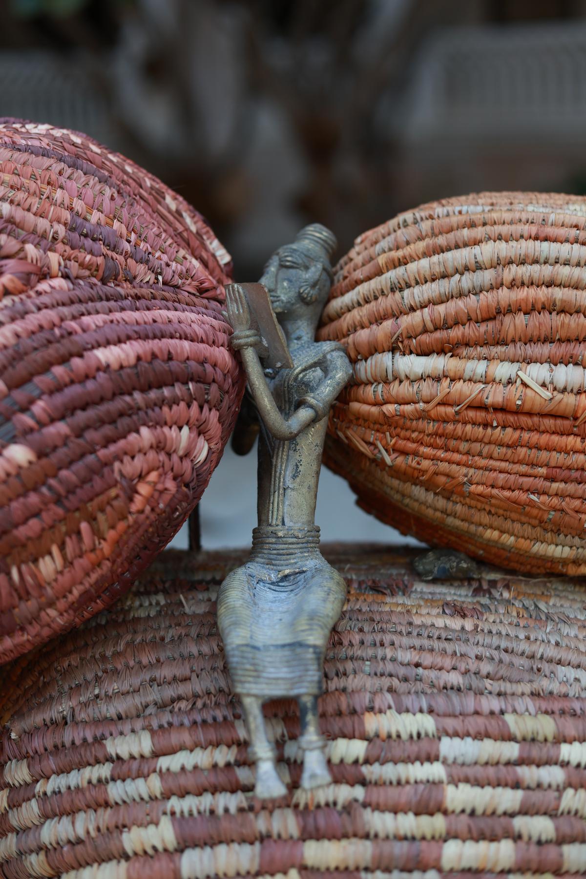 बोंडा महिला मूर्ति