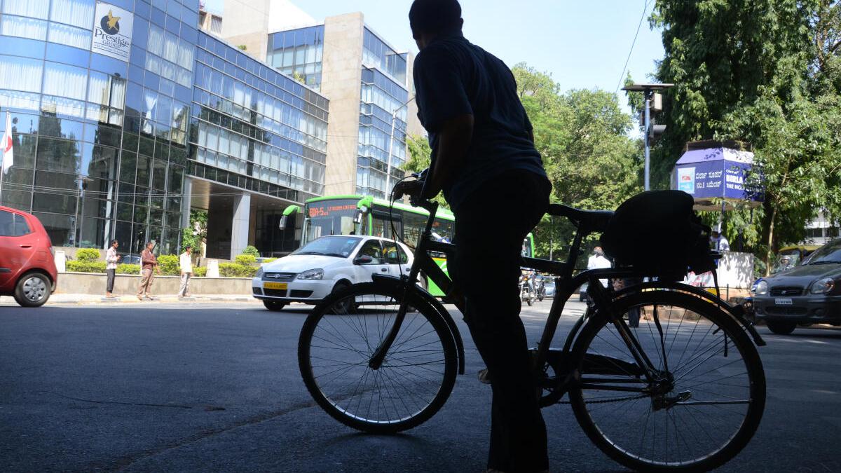 Campaign to encourage bicycling to metro stations and TTMCs