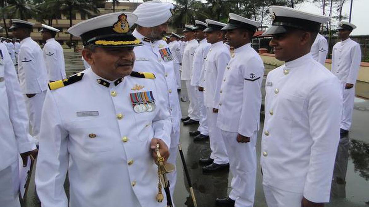 Gallantry Medal To Commander Adds Colour To I-Day Celebrations At Coast ...