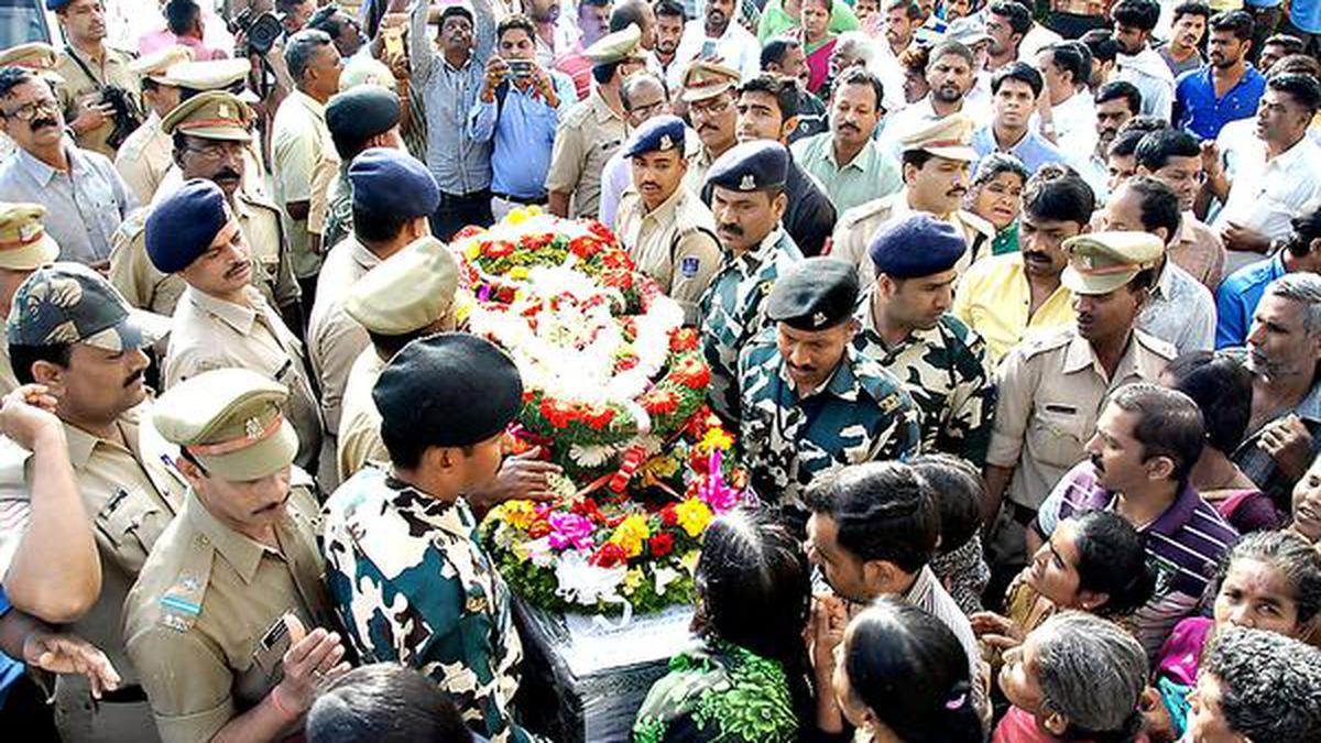 CRPF soldier laid to rest in Hassan - The Hindu