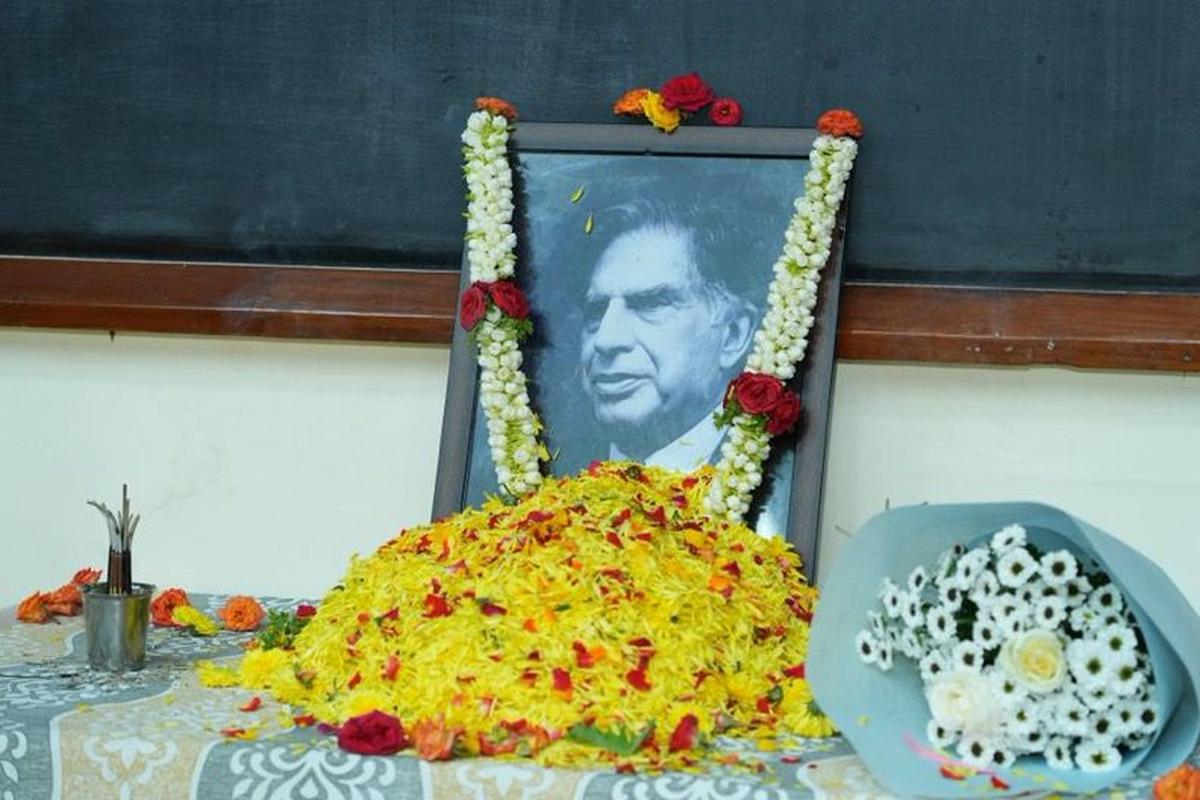 Ratan Tata, as chairman of Tata Sons, was the president of the IISc Court, the highest decision-making body of the institute. Ratan Tata, as chairman of Tata Sons, was the president of the IISc Court, the highest decision-making body of the institute.