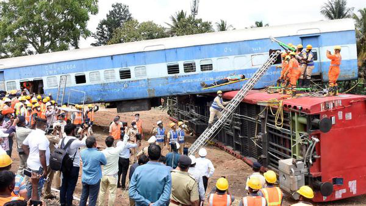 Railways test efficacy of disaster management plan - The Hindu