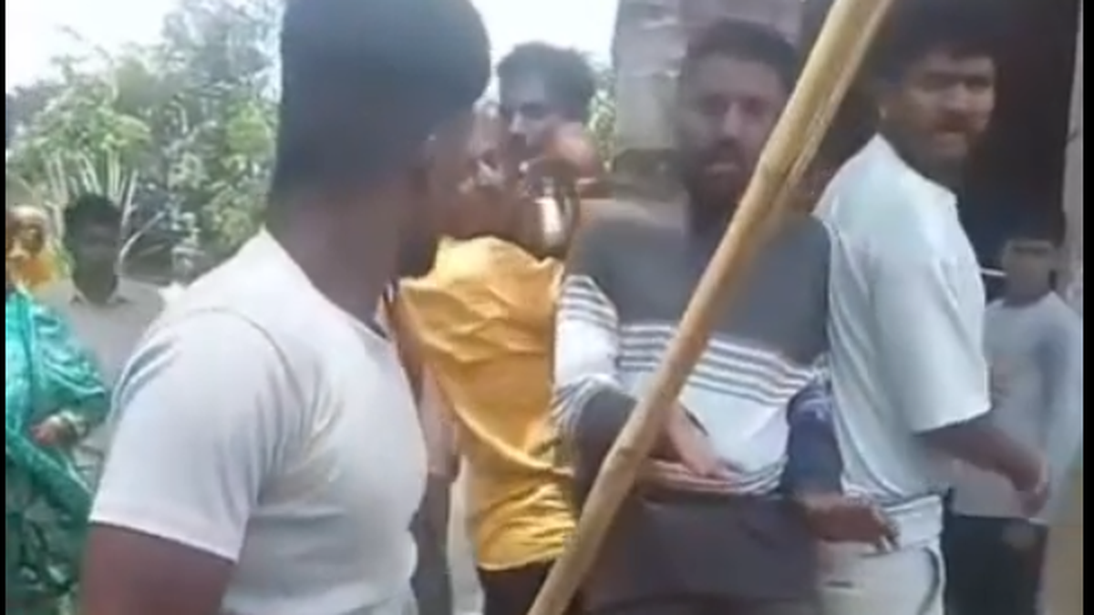 Sri Ram Sene alleges its activists beaten up for attempting to stop illegal cattle transport in Belagavi