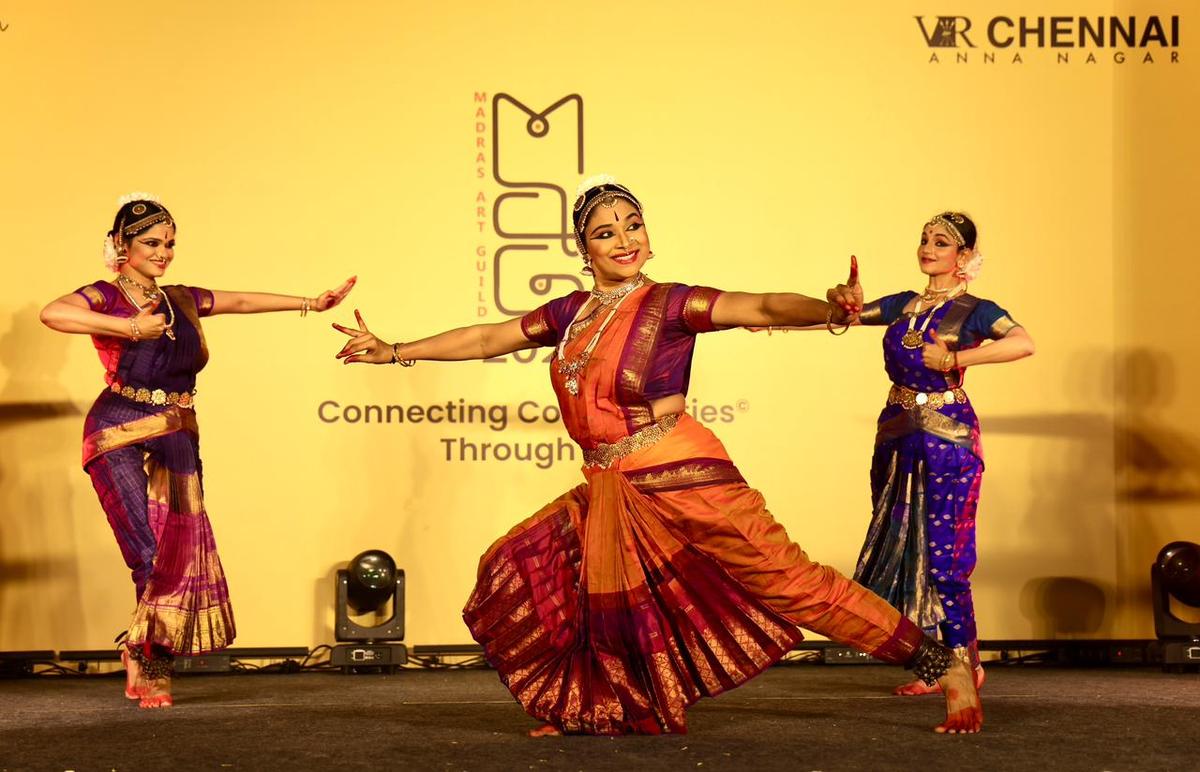 Spettacolo alla Madras Art Guild Spettacolo alla Madras Art Guild