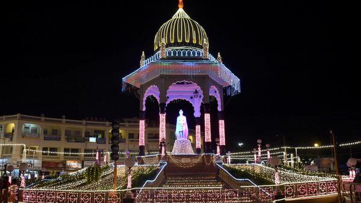 Stage Set For Grand Finale Of Dasara Festivities In Mysuru - The Hindu