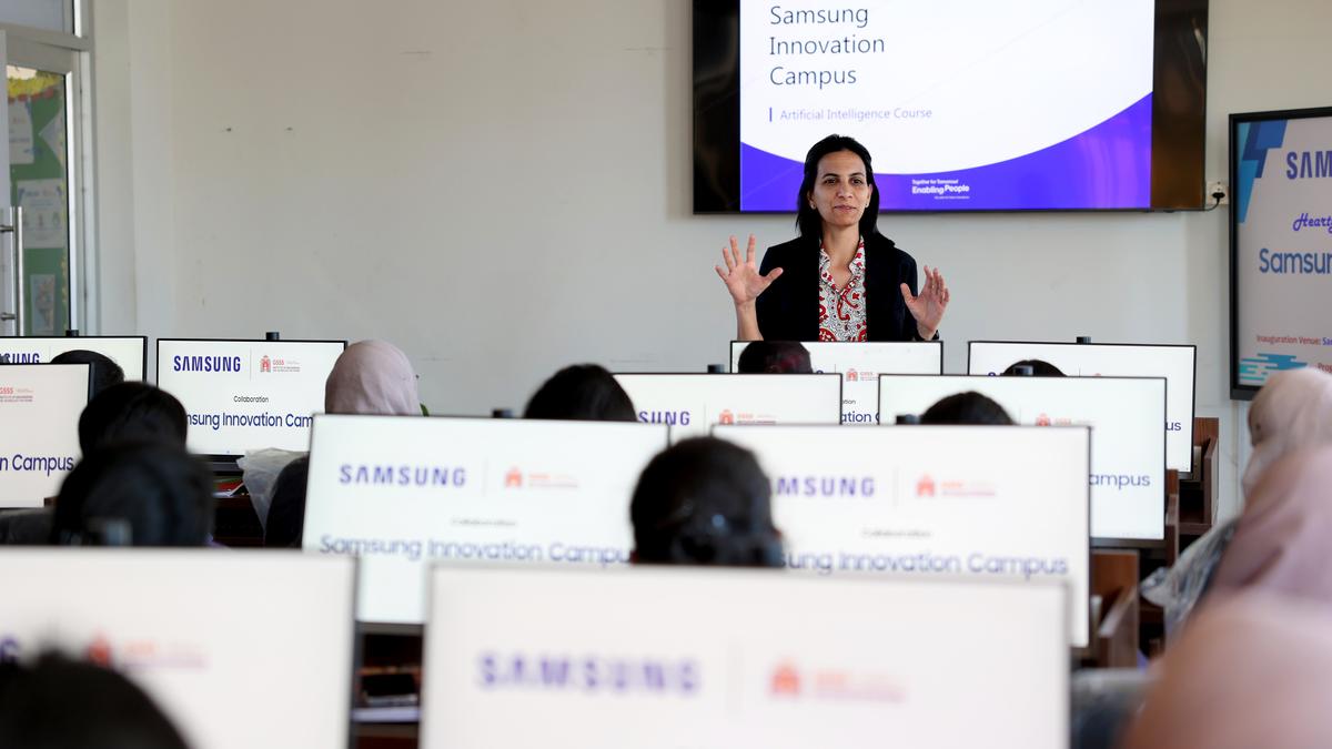 Samsung to offer STEM training to students at GSSS Institute in Mysuru