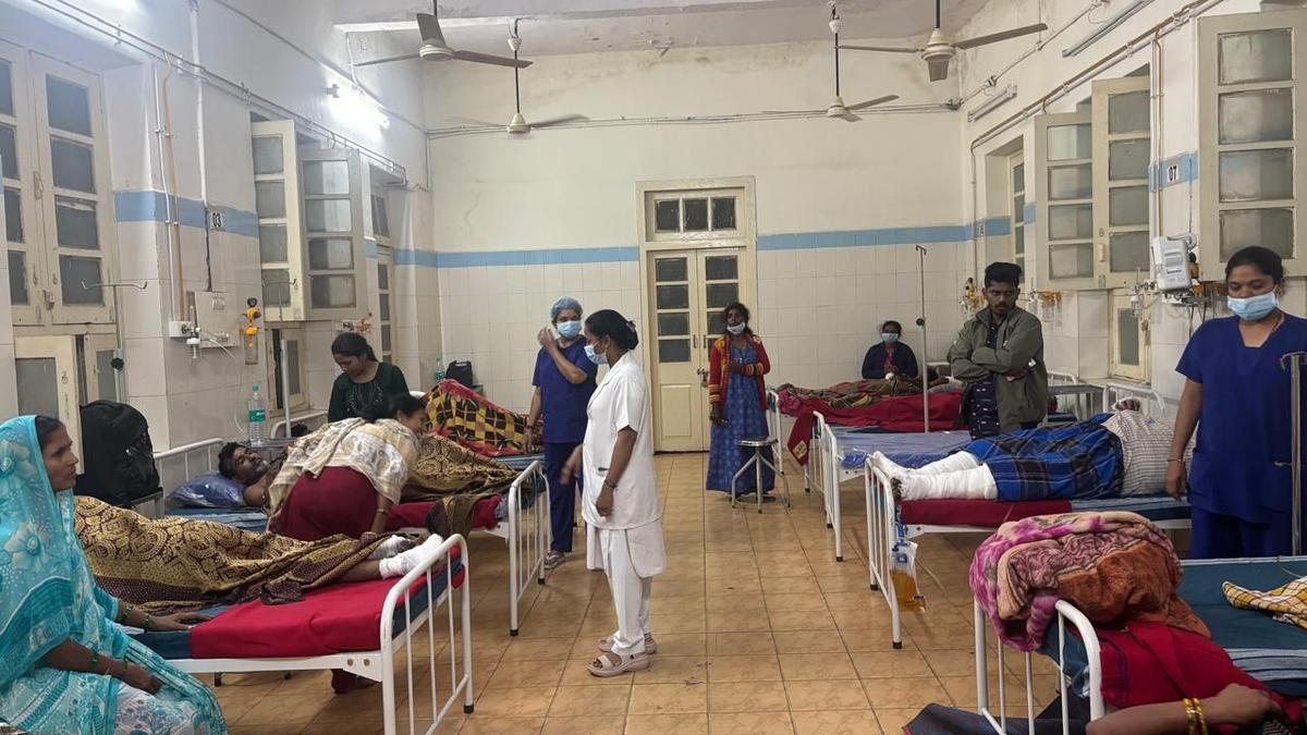26 patients evacuated after minor fire at burns ward in State-run Victoria Hospital in Bengaluru