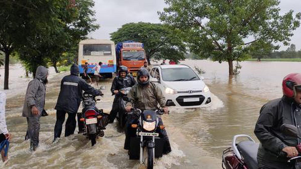 Heavy Rain Disrupts Life In Belagavi - The Hindu