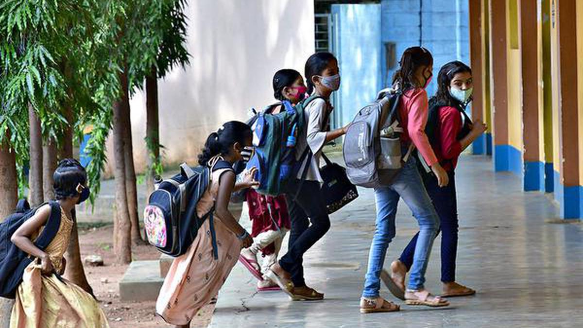 Private school managements in Karnataka object to notice on addition of sections
