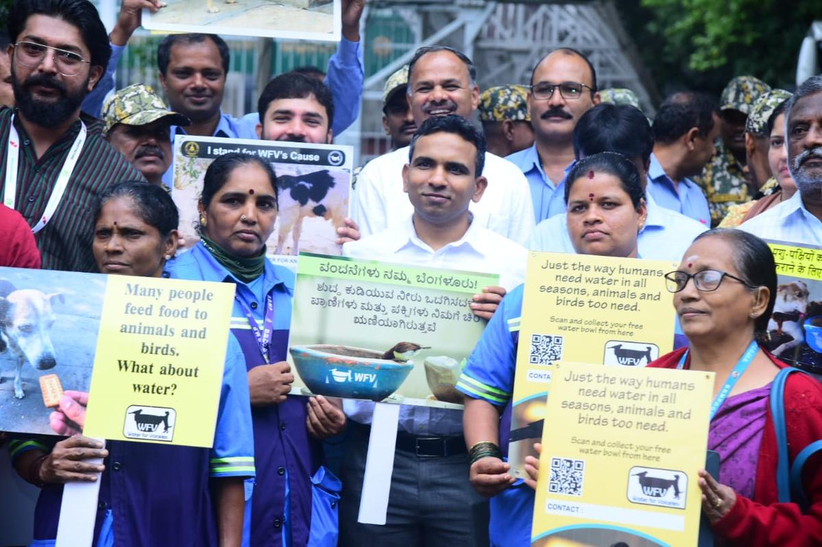 Pourakarmikas, health officials, animal husbandry officers, animal lovers, pet owners, and interested citizens will work together to collect leftover food from hotels and restaurants to feed stray dogs in Bengaluru. Pourakarmikas, health officials, animal husbandry officers, animal lovers, pet owners, and interested citizens will work together to collect leftover food from hotels and restaurants to feed stray dogs in Bengaluru.