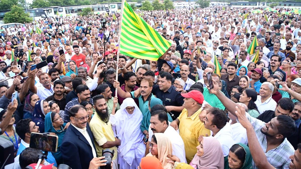 Malappuram elders’ grand tour creates memories, breaks records