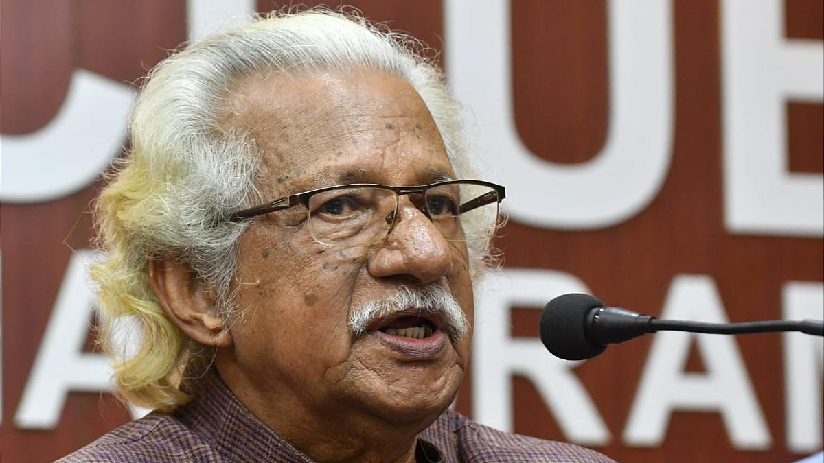 Adoor Gopalakrishnan courts controversy at Kerala Film Policy Conclave, Minister counters him