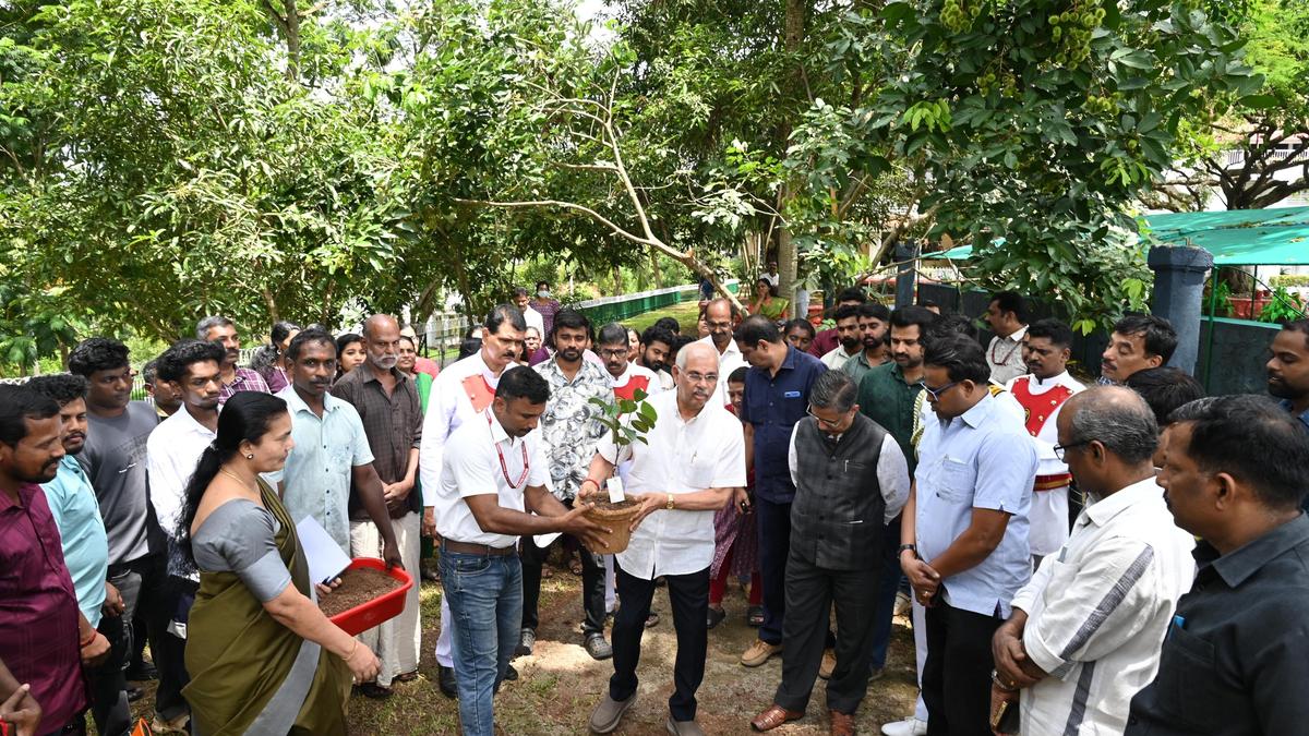 Saffron flag-holding Bharath Matha motif at an official function emerges as a sore point between government and Raj Bhavan
