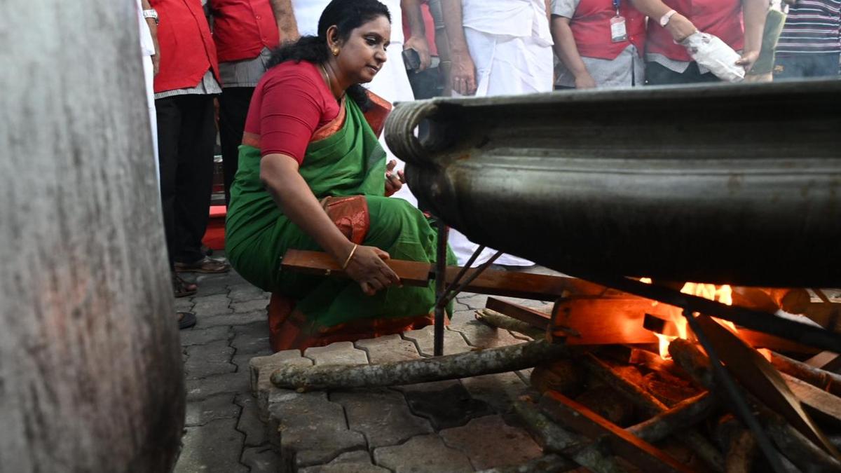 LPG shortage forces closure of over 100 Kochi hotels in Kerala