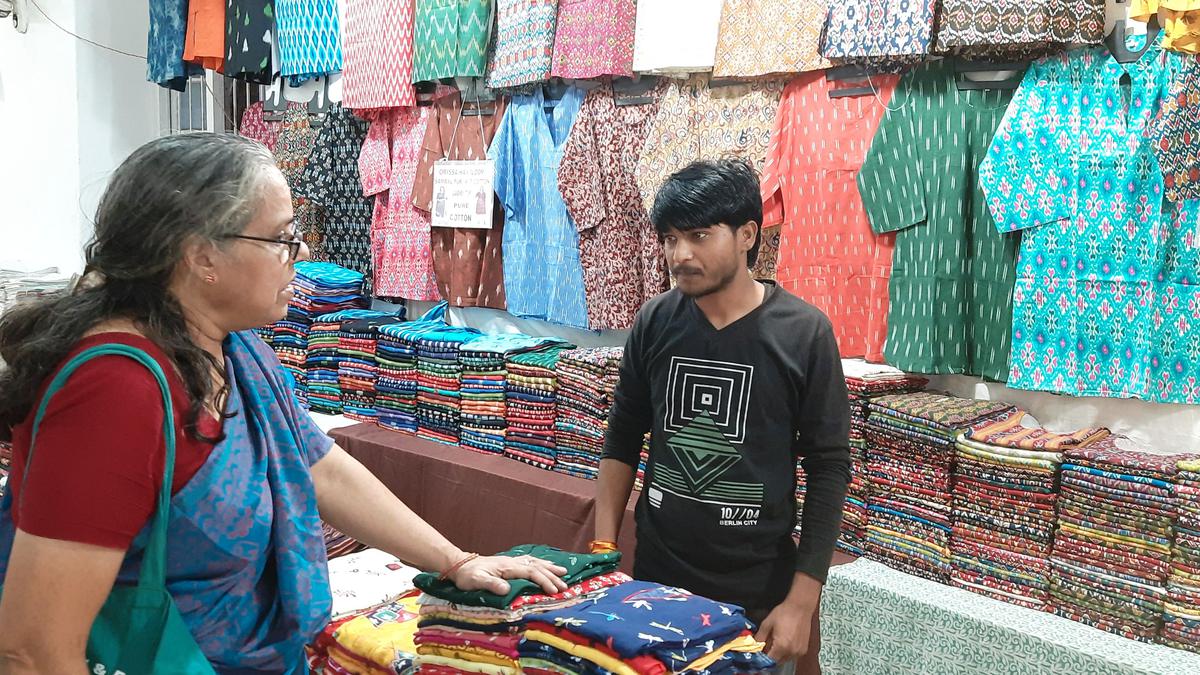 Handloom exhibition tweaked for summer days