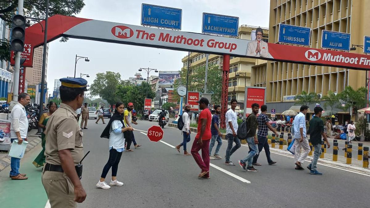NATPAC, other agencies hold campaign to drive home message of road safety in Kochi