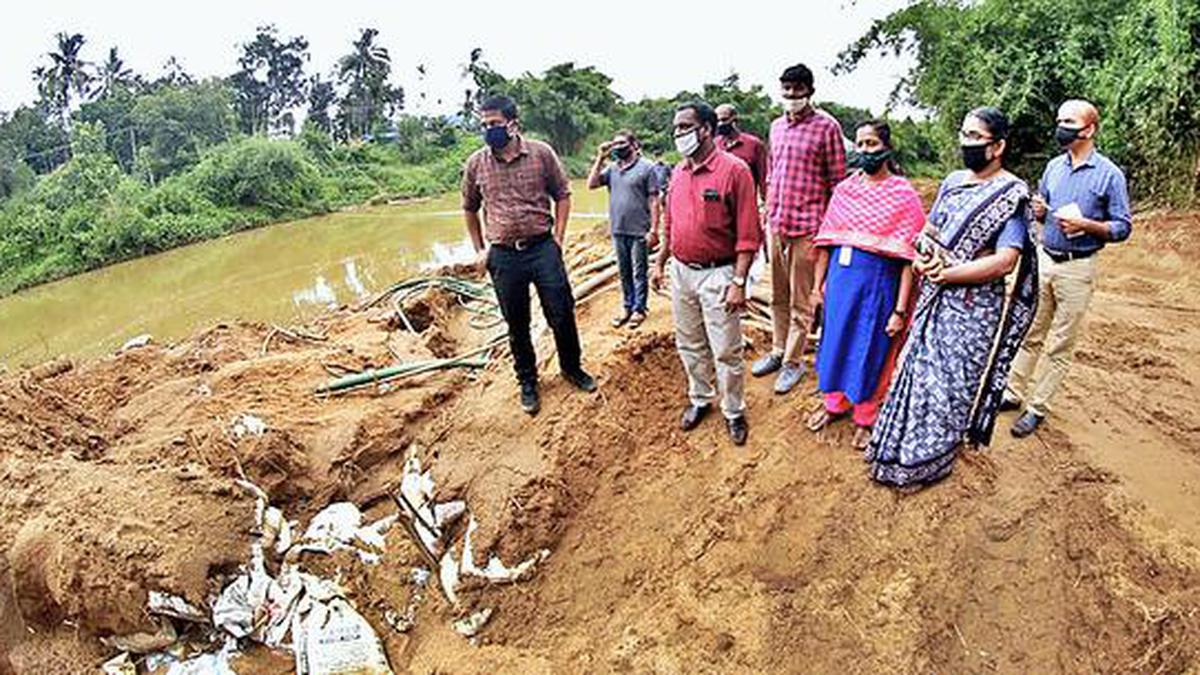 Dredging In Kabani Halted The Hindu 2345