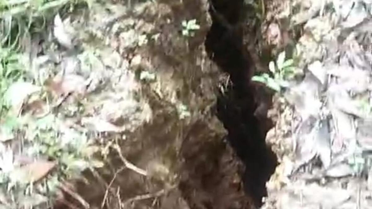 Deep cracks in ground prompt evacuation in Kerala’s Kasaragod; soil piping suspected