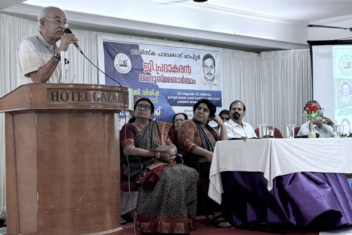 Writer Asha Menon delivering the keynote address after giving away G. Prabhakaran memorial environment excellence award to Silent Valley forest watcher Maari at Palakkad on Saturday. Writer Asha Menon delivering the keynote address after giving away G. Prabhakaran memorial environment excellence award to Silent Valley forest watcher Maari at Palakkad on Saturday.