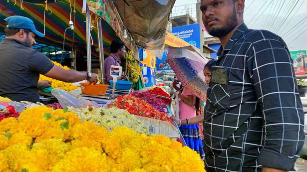 Rain forecast fails to dampen Onam spirits in Wayanad