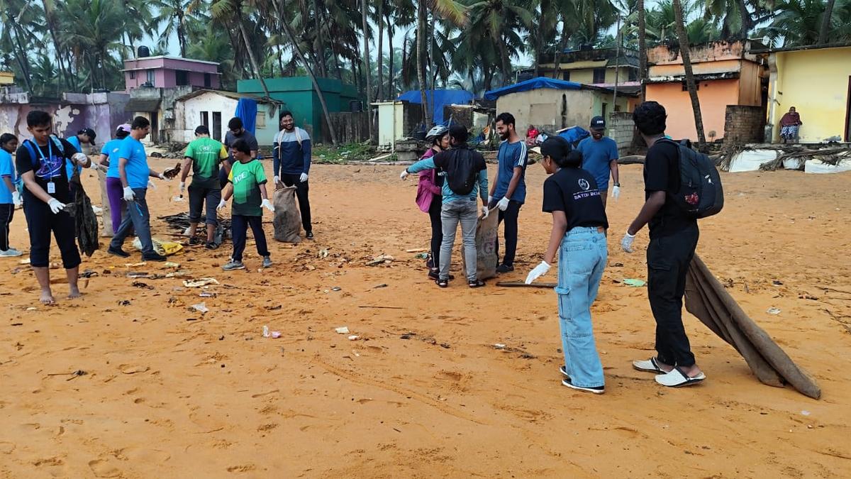 On Gandhi Jayanti, cleaning drives abound