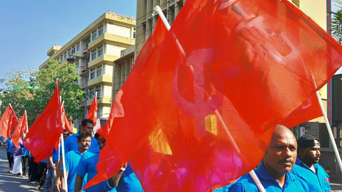 Bharat Bandh: Trade union strike disrupts normal life in Kerala; transport services hit