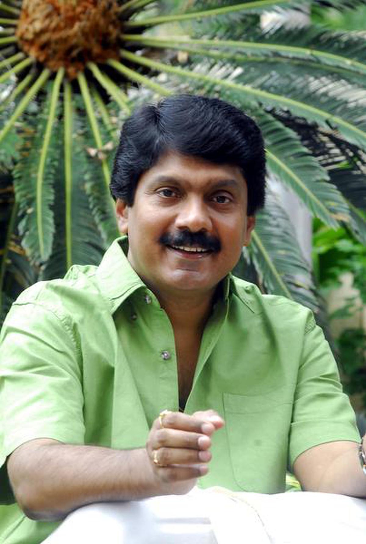 Venugopal: An original, refreshing voice that gave Malayalam timeless  melodies - The Hindu