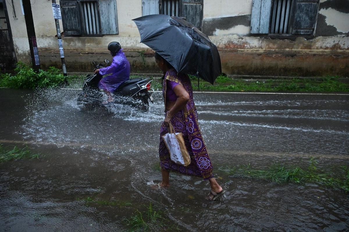 A waterlogged road in Kochi on Thursday following heavy rain