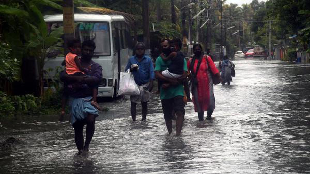 Cyclone Tauktae | Chellanam continues to reel under flooding, 250 ...