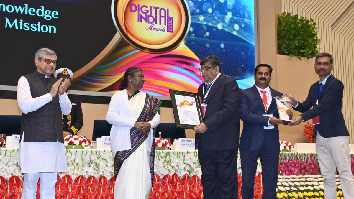 Kerala receives Digital India award for DWMS