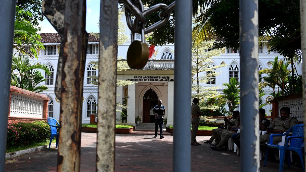 Unified Mass: Truce in Syro-Malabar Church’s Ernakulam-Angamaly diocese, rebel priests end protest