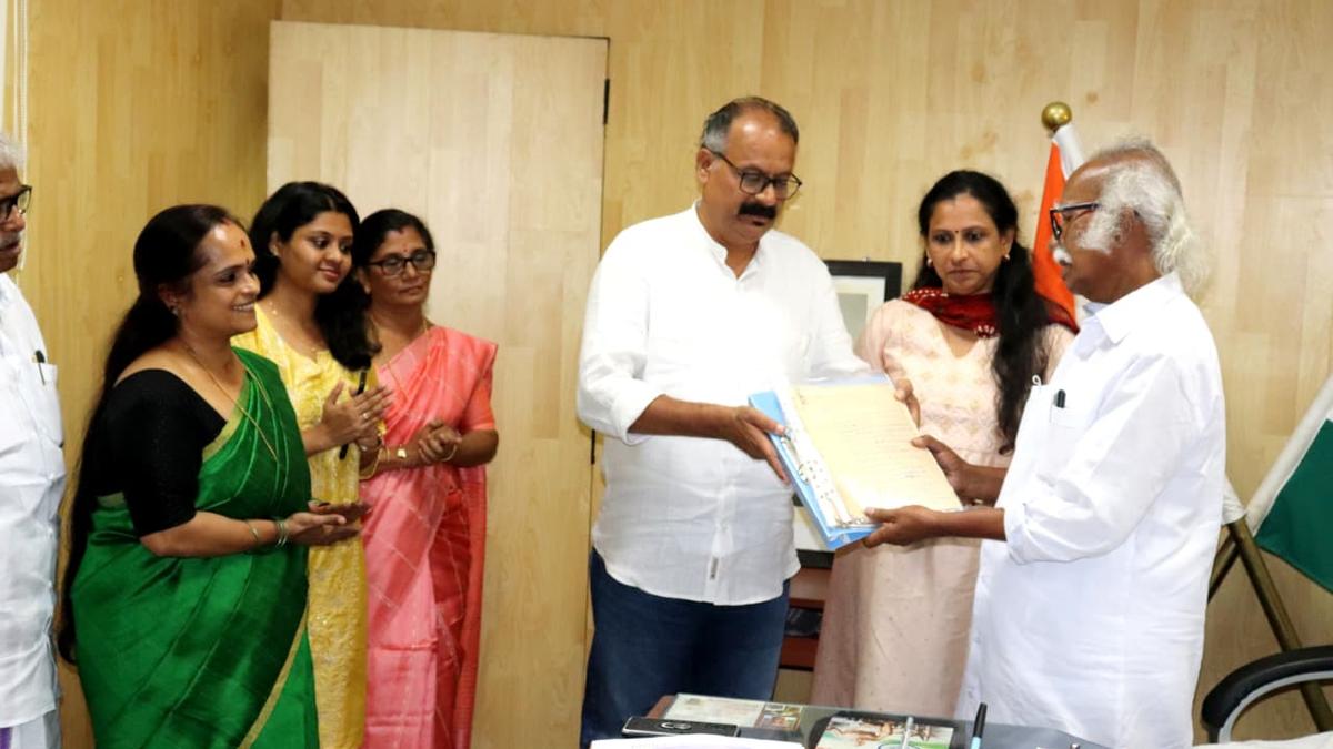 Archives department to preserve satirist Veloor’s handwritten manuscripts