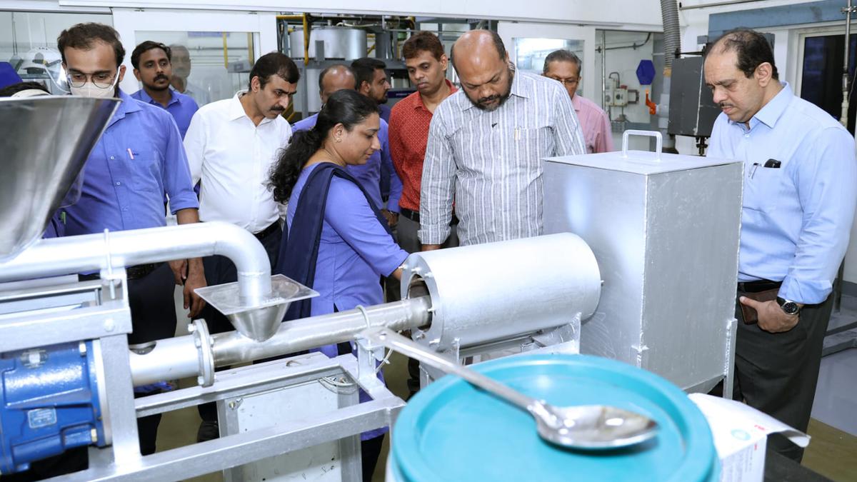 Industrial production of graphene begins in Kerala
