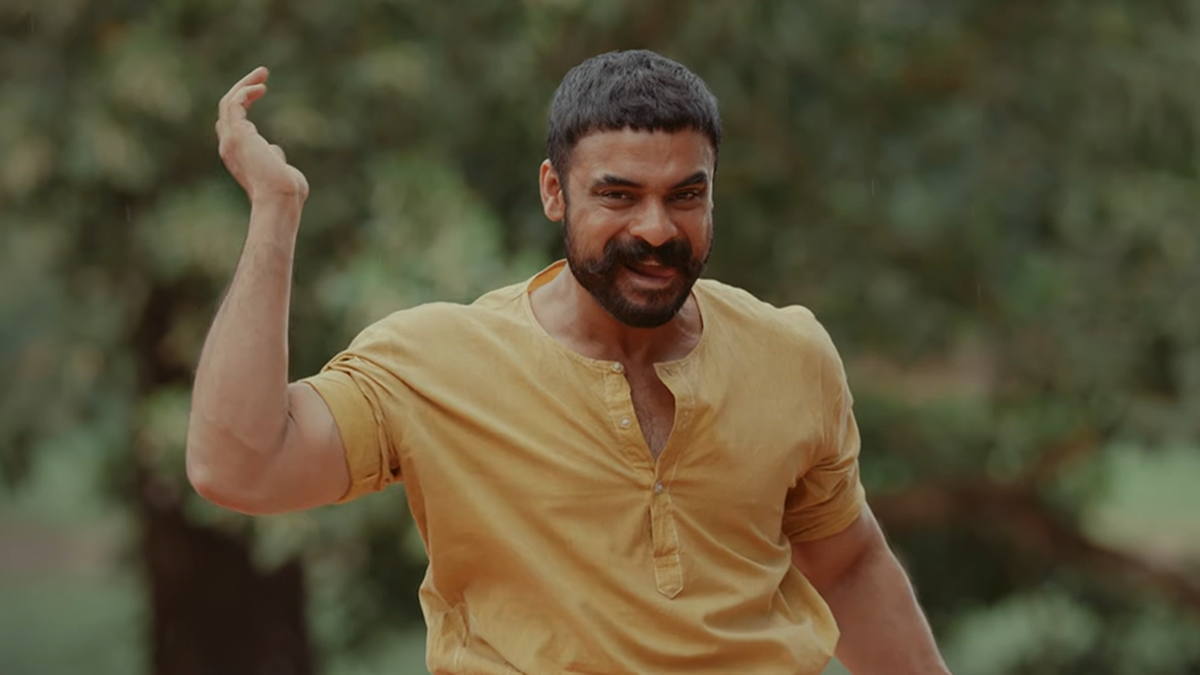 ‘Pallichattambi’ movie review: Tovino Thomas’ ahistorical period drama undone by heavy-handed approach