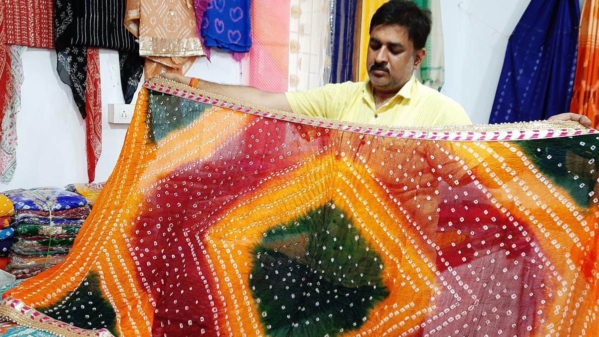 Traditional jewellery, clothing turn heads at Rajasthan Gramin Mela in Palakkad