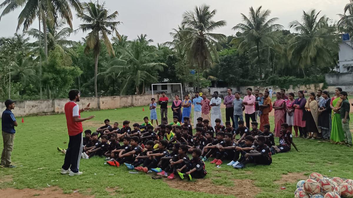 Two ex-Indian footballers from Kerala to set off on odyssey across tribal pockets with the goal of kick-starting academies