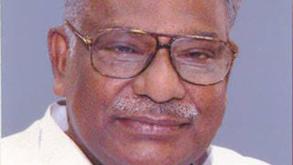 Congress leader and former Kerala Minister K.P. Viswanathan dies