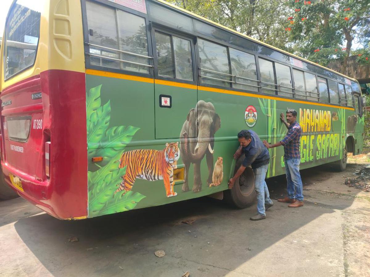 wayanad jungle safari bus