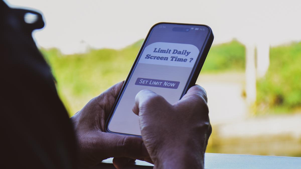 Kerala Police to intensify ‘D-Dad’ drive to tackle digital addiction among children