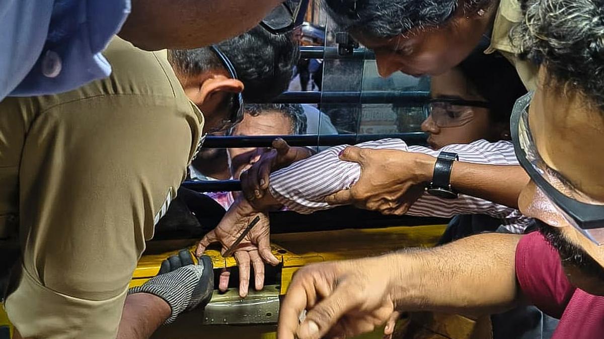 Firefighters free student’s finger stuck in bus window guard in Malappuram