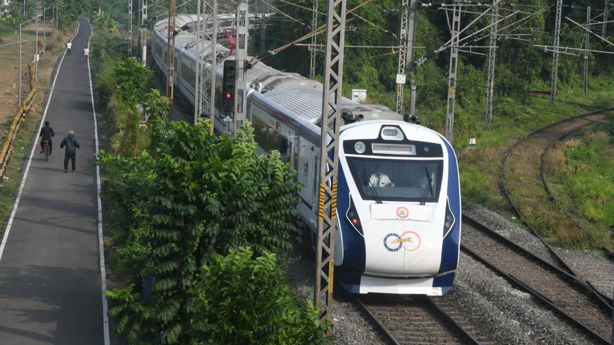 Vande Bharat takes six minutes less to cover Thiruvananthapuram-Ernakulam stretch in second trial
