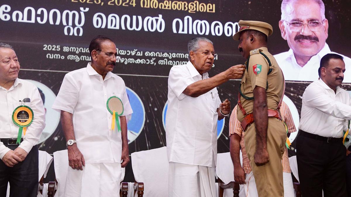 Chief Minister presents Forest Medals