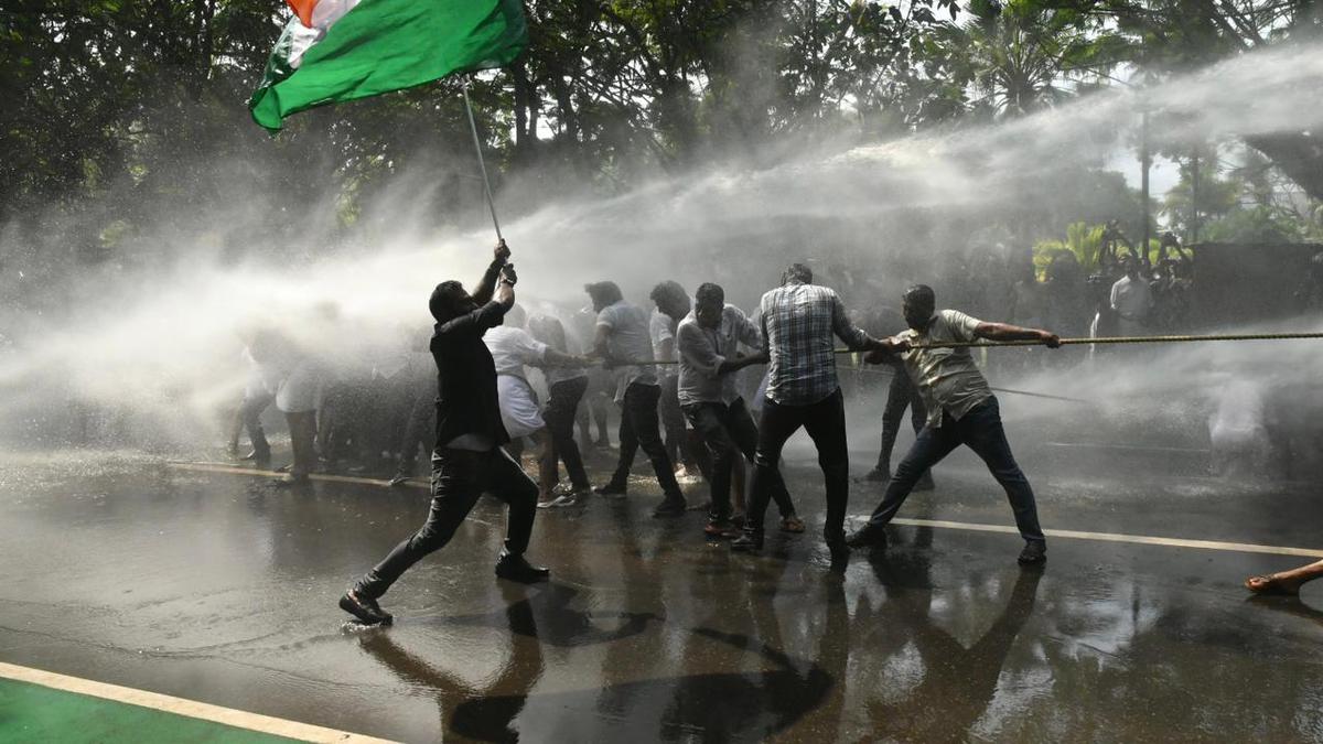 Congress protests against Kerala Police’s ‘high-handedness’ turn violent in many parts of State