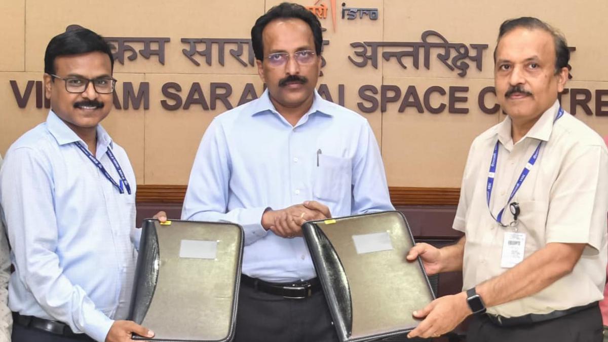 CSIR-NIIST, VSSC ink deal for collaboration in advanced materials for ...