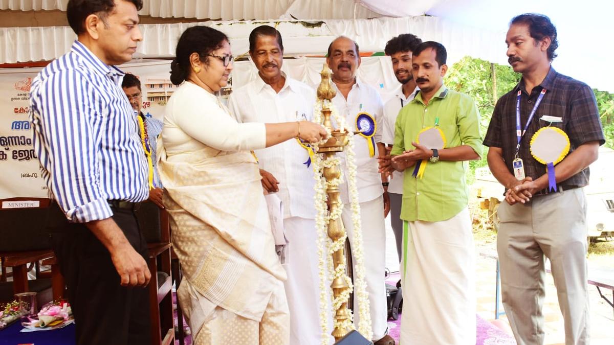 Minister opens new block of IHRD college at Malampuzha