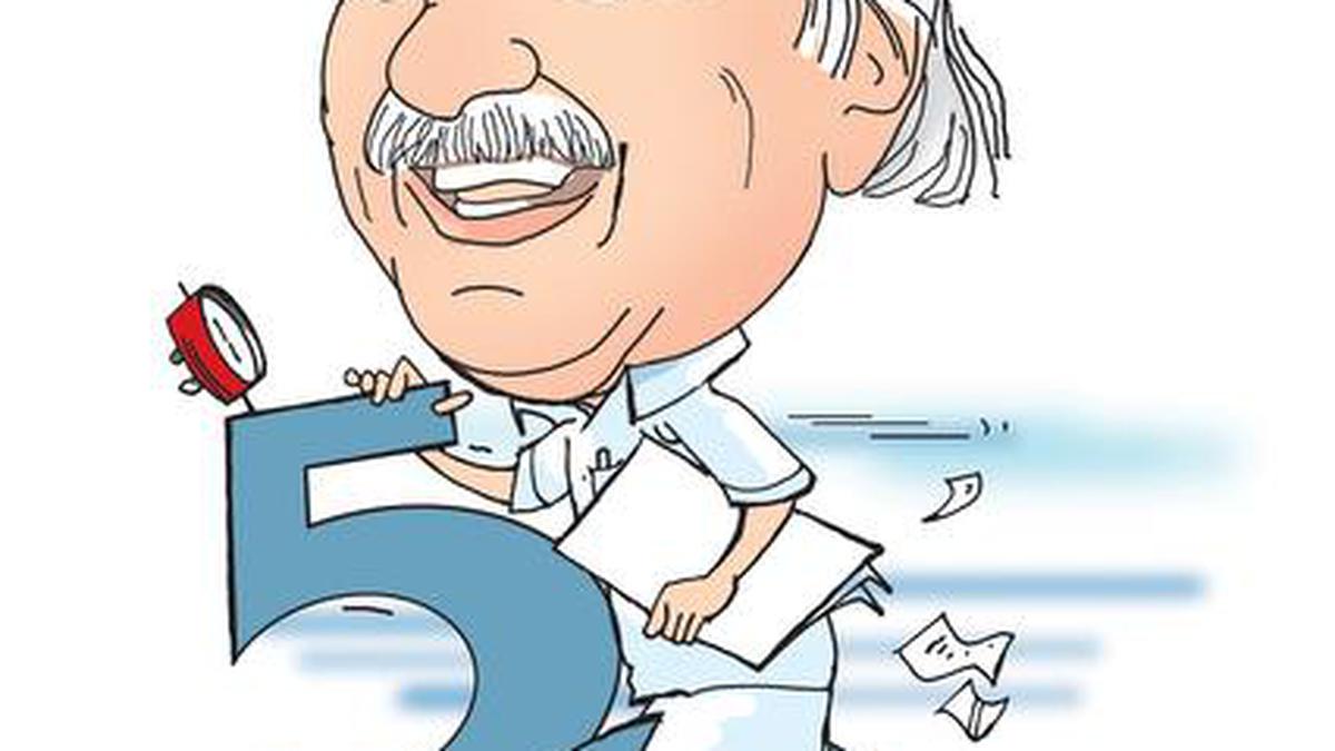 Oommen Chandy's role in focus in the run-up to election - The Hindu