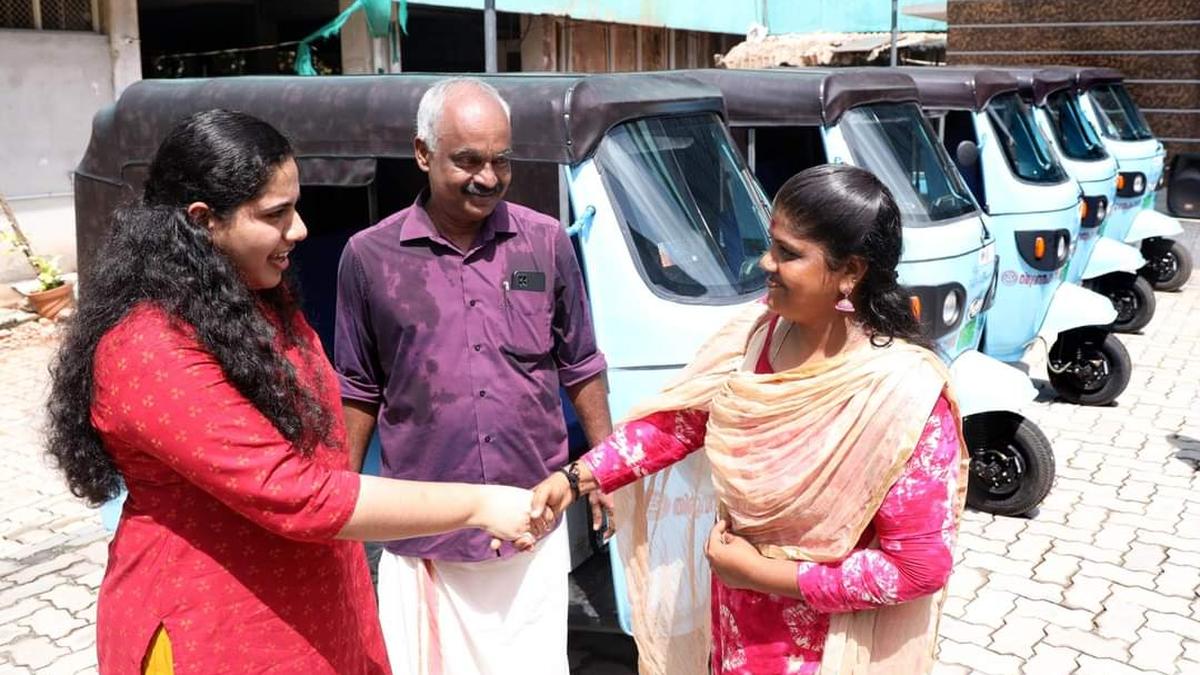 Electric autos distributed to BPL beneficiaries